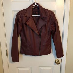 Women’s Seek Comfort leather jacket in red and size M
